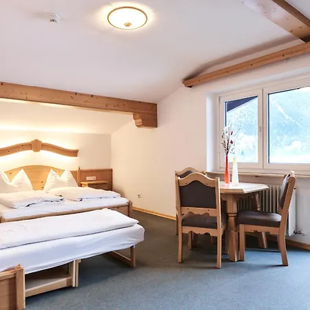 호텔 Heiterwanger Hof Appartments